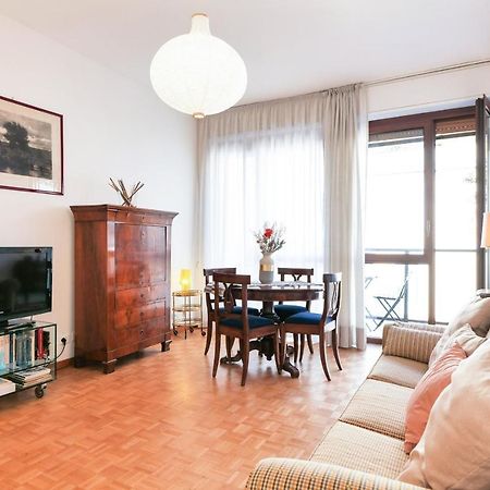 Primopiano - Valparaiso Apartment Milan Bagian luar foto