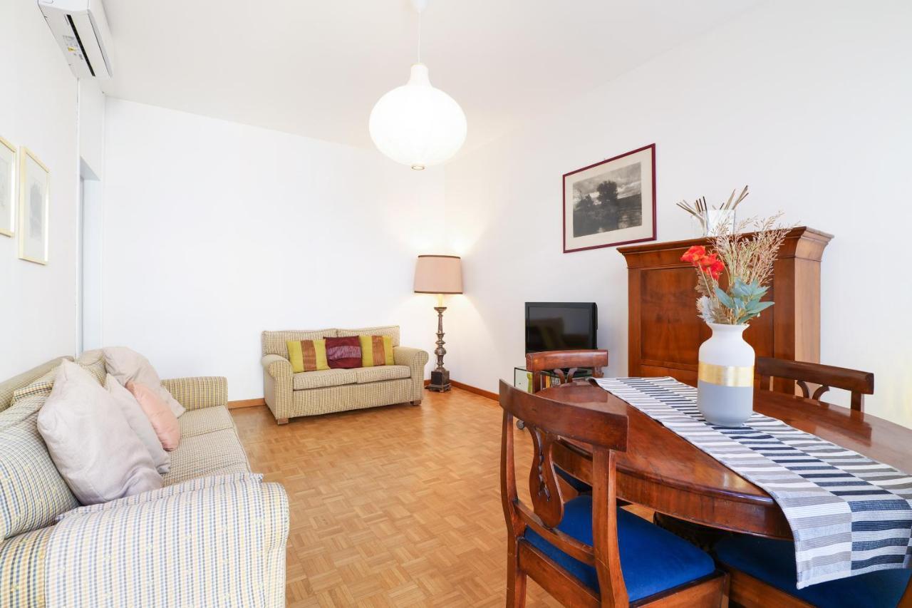 Primopiano - Valparaiso Apartment Milan Bagian luar foto
