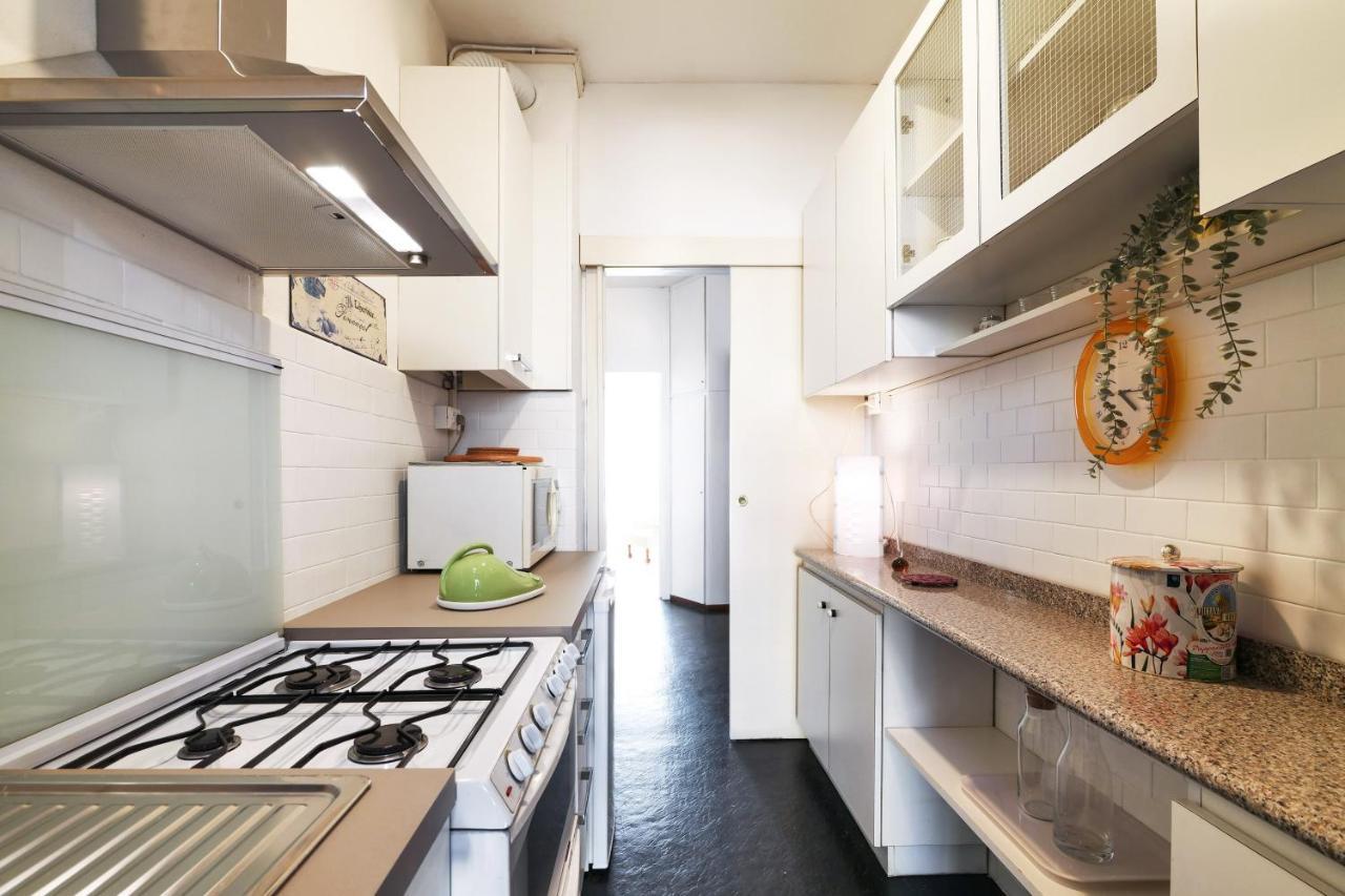 Primopiano - Valparaiso Apartment Milan Bagian luar foto
