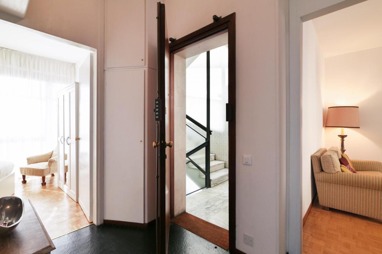 Primopiano - Valparaiso Apartment Milan Bagian luar foto