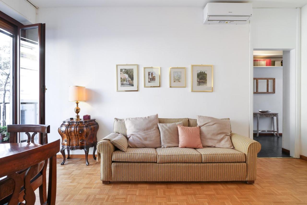 Primopiano - Valparaiso Apartment Milan Bagian luar foto