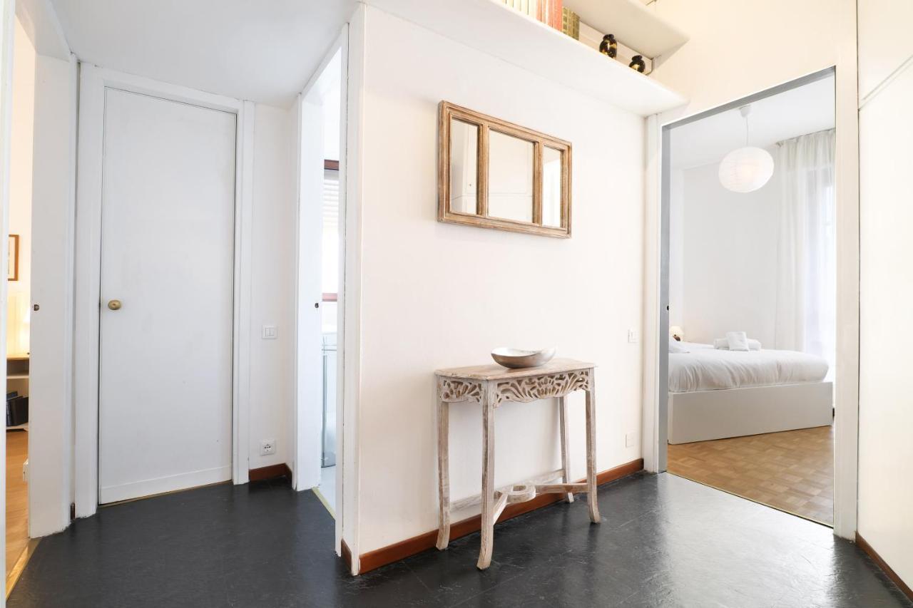 Primopiano - Valparaiso Apartment Milan Bagian luar foto